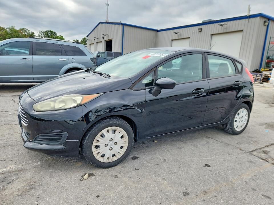 2016 FORD Fiesta