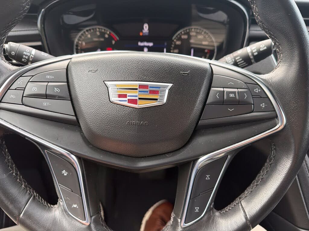 2023 CADILLAC XT5