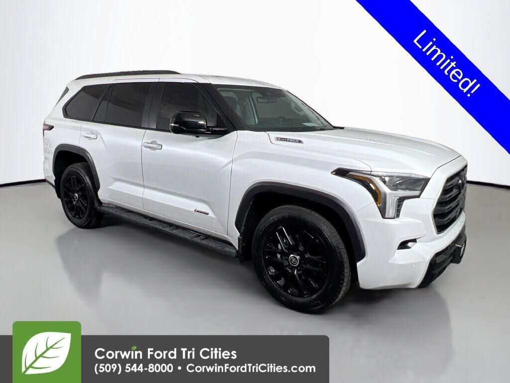 2024 TOYOTA Sequoia