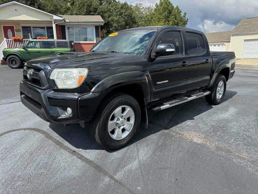 2015 TOYOTA Tacoma