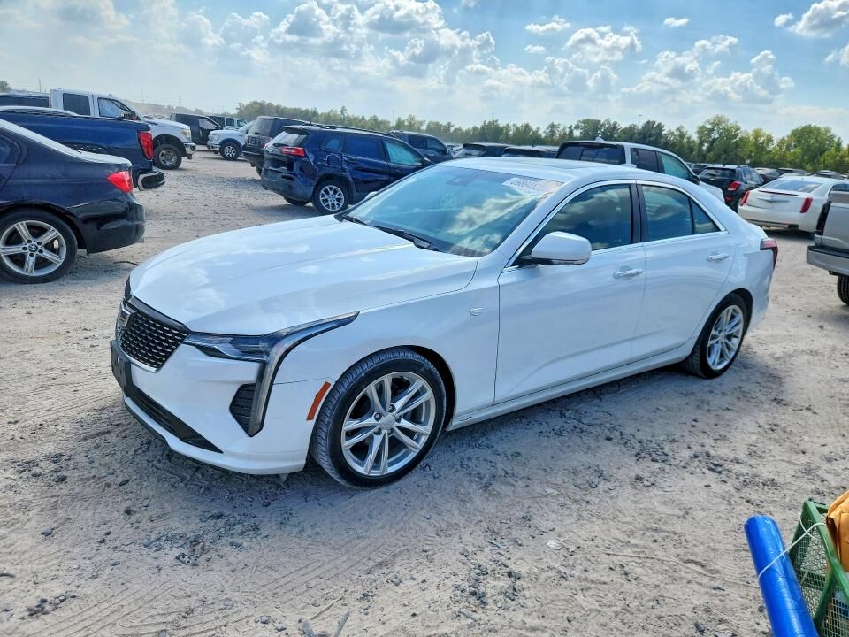 2022 CADILLAC CT4