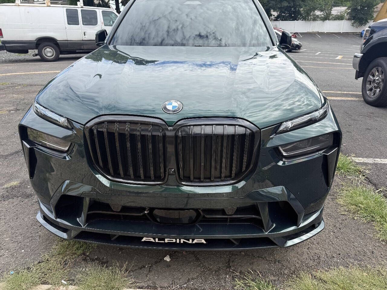 2025 BMW X7