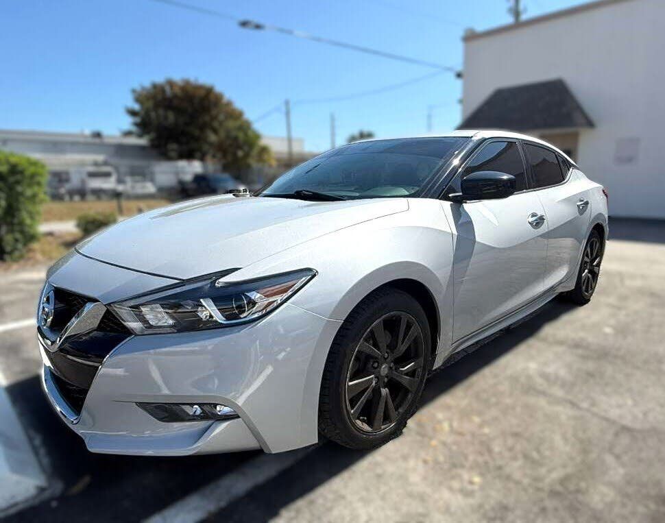 2016 NISSAN Maxima