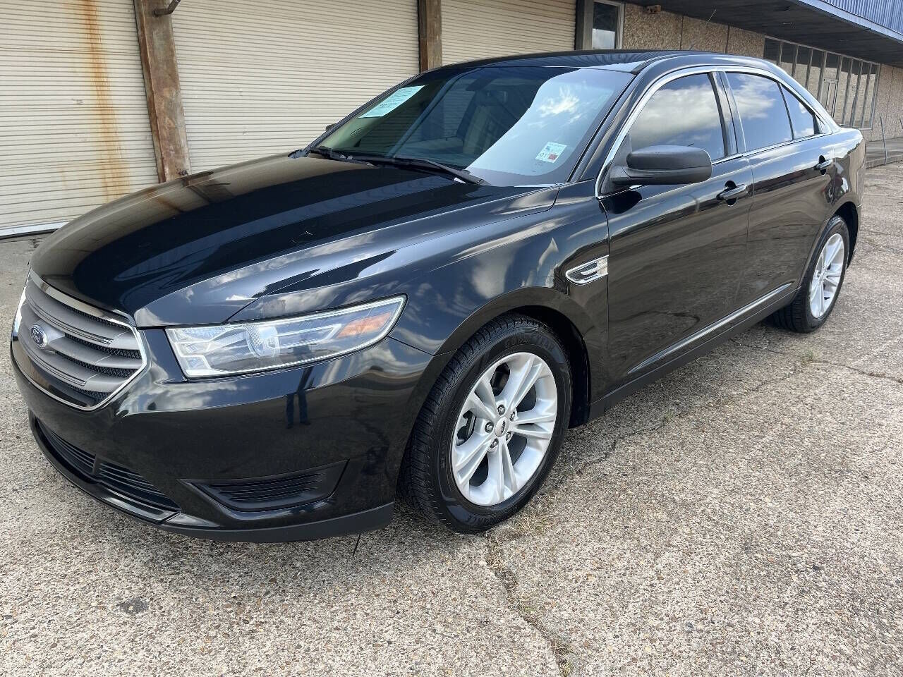 2015 FORD Taurus