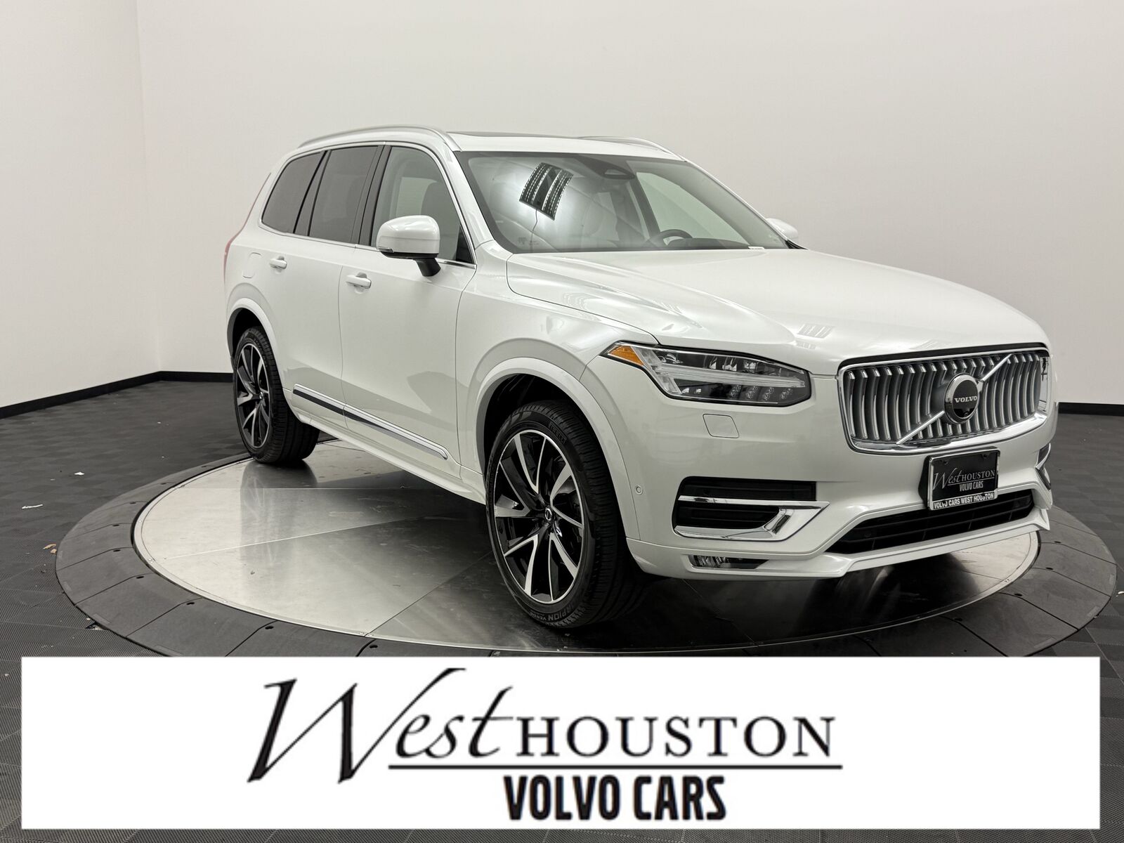 2025 VOLVO XC90
