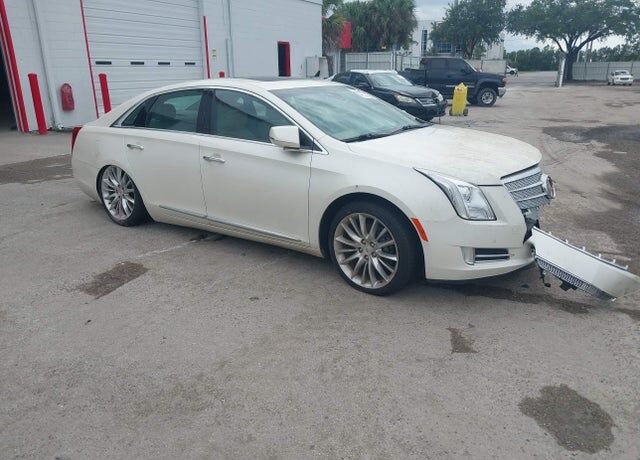 2013 CADILLAC XTS