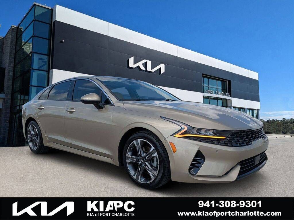 2022 KIA K5