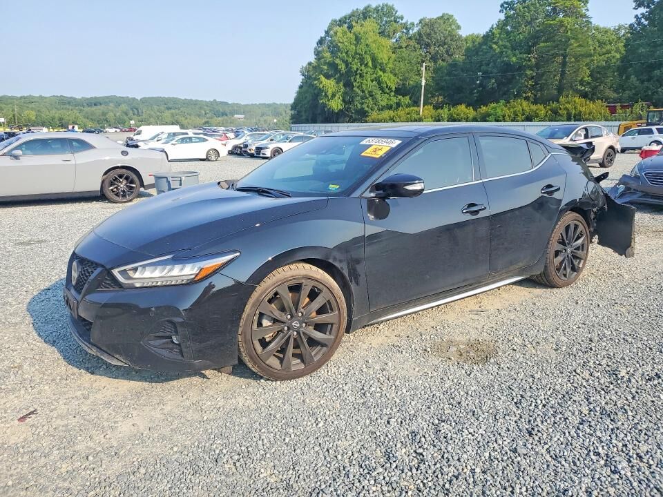 2023 NISSAN Maxima