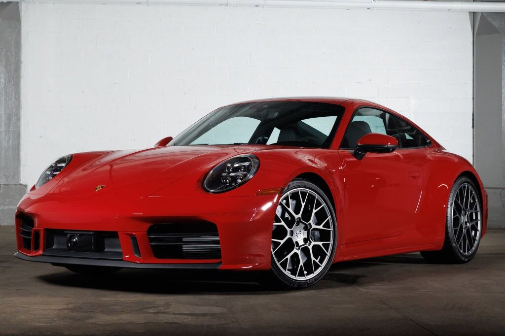 2025 PORSCHE 911