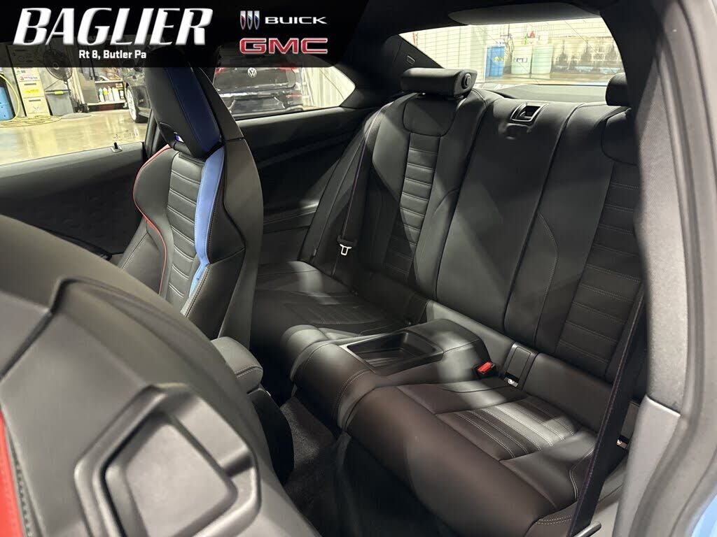 2023 BMW M2