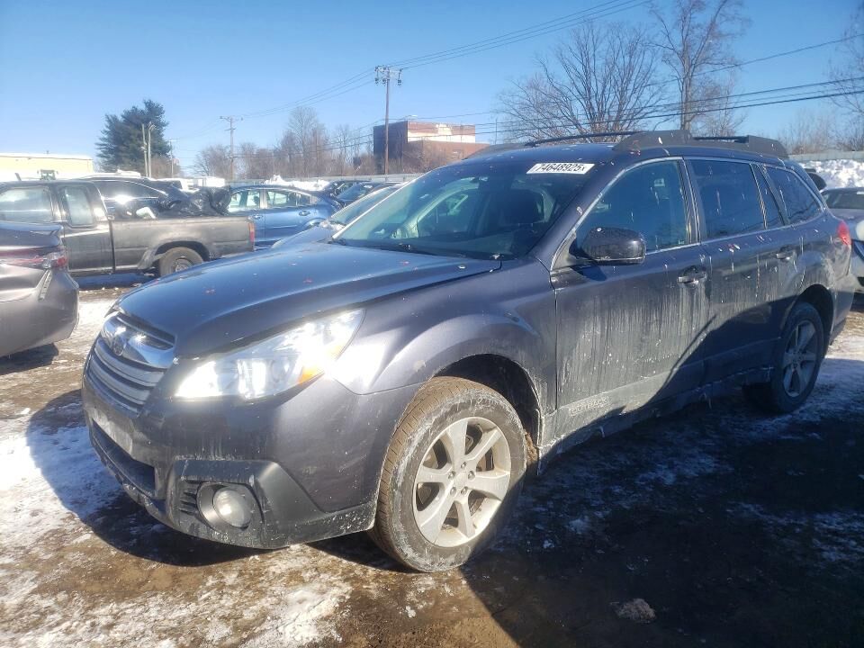 2013 SUBARU Outback