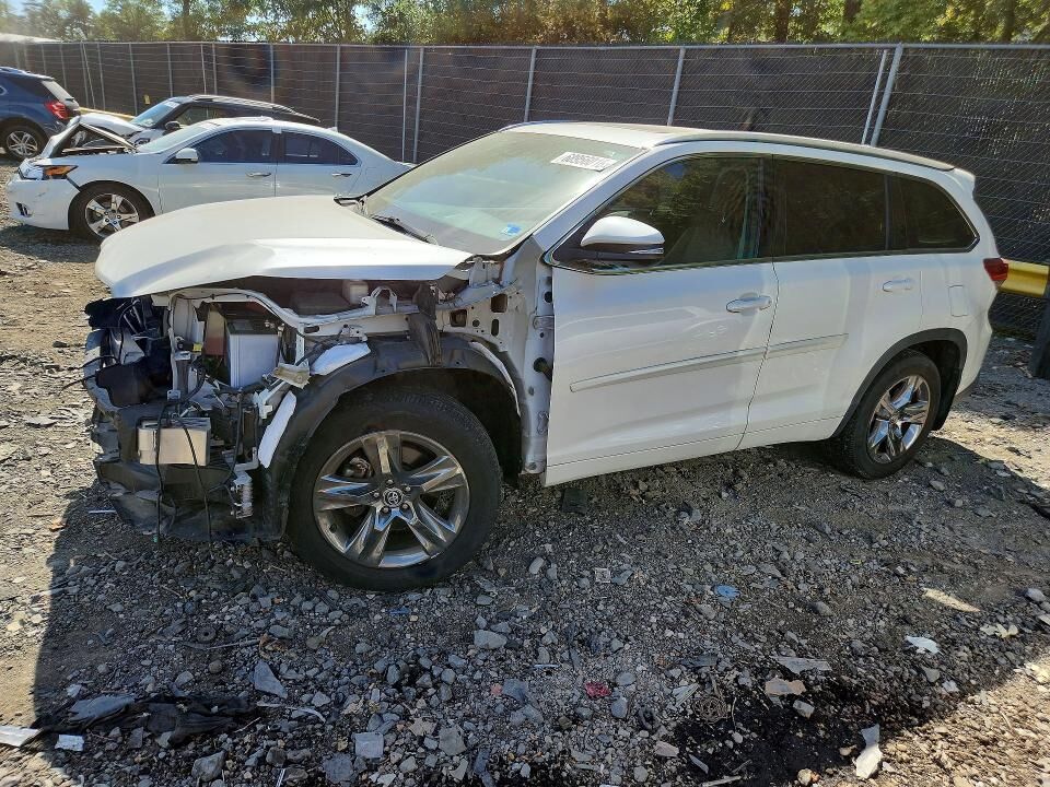 2019 TOYOTA Highlander