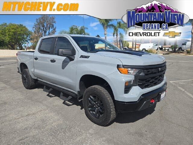 2025 CHEVROLET Silverado
