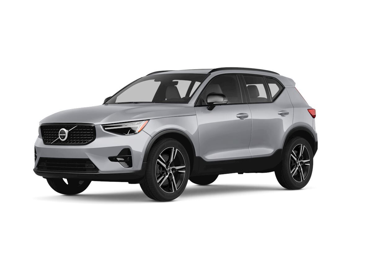 2026 VOLVO XC40