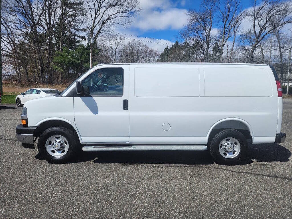 2023 CHEVROLET Express