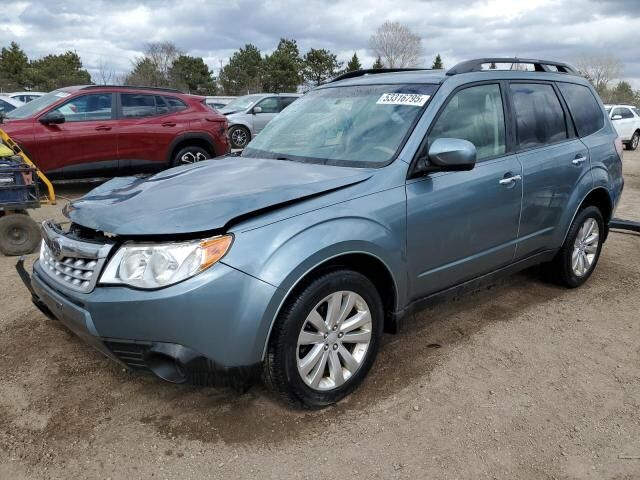 2013 SUBARU Forester