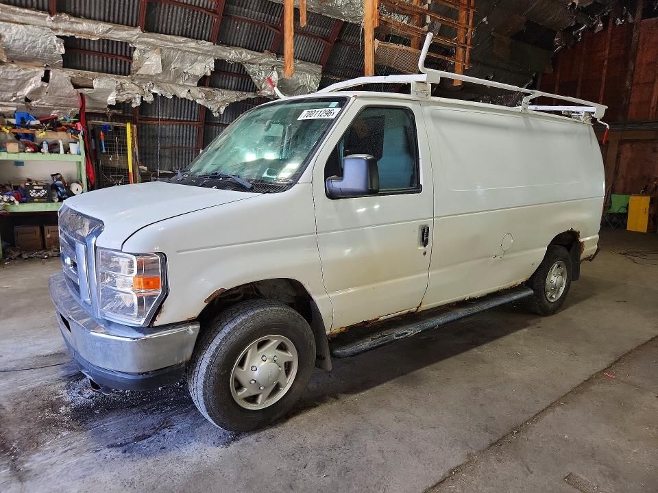 2013 FORD E-250
