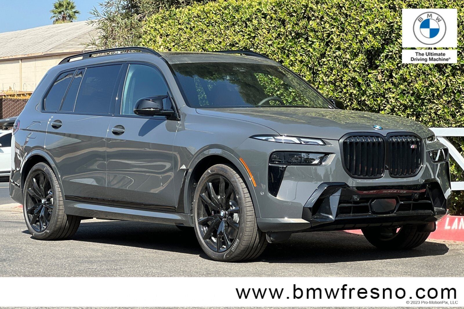 2027 BMW X7