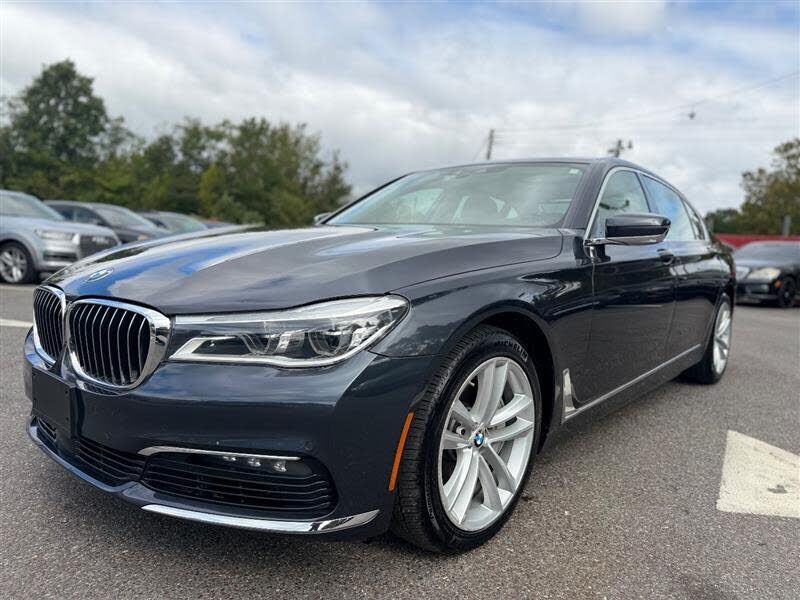 2018 BMW 750i / B7