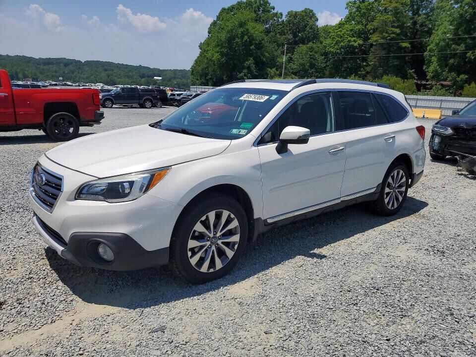 2017 SUBARU Outback
