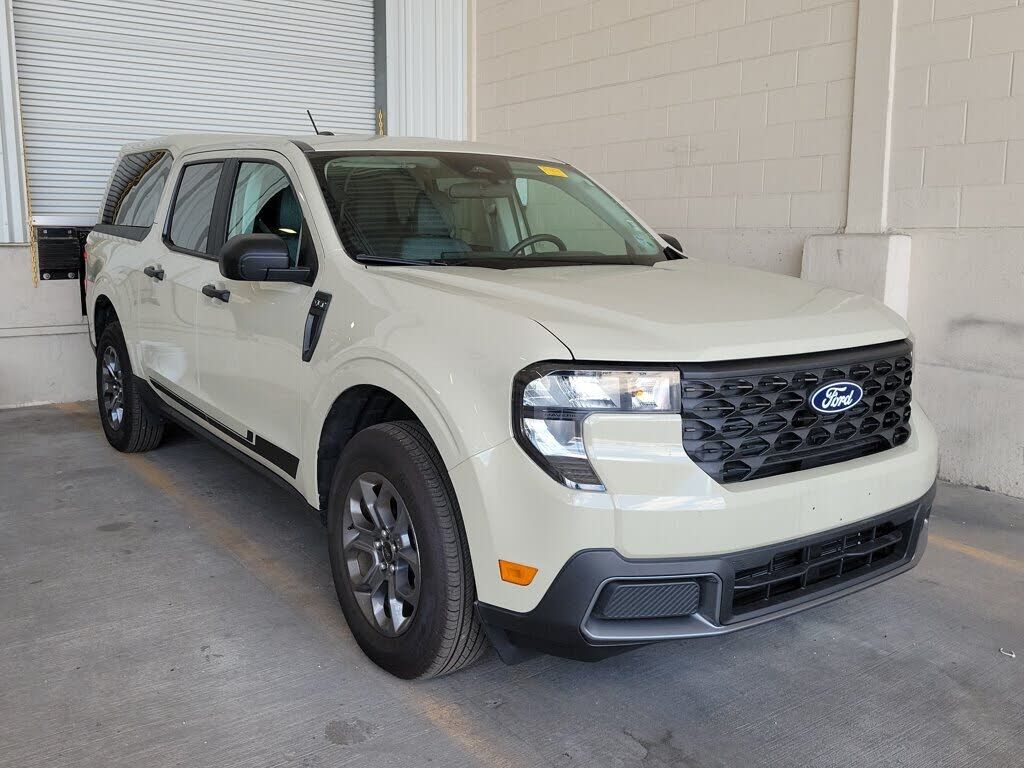 2025 FORD Maverick