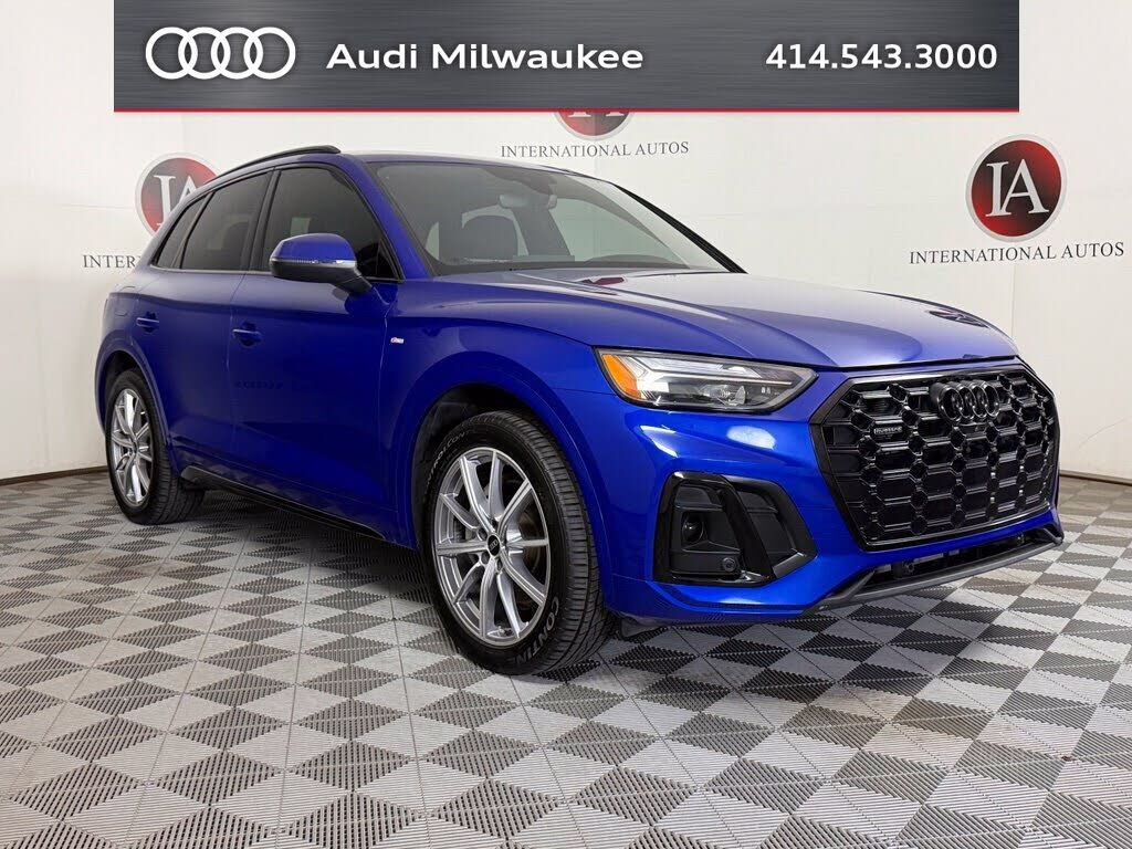 2023 AUDI Q5 e