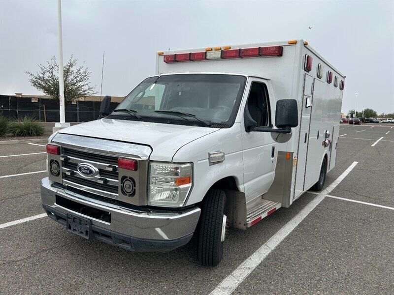 2014 FORD E-350