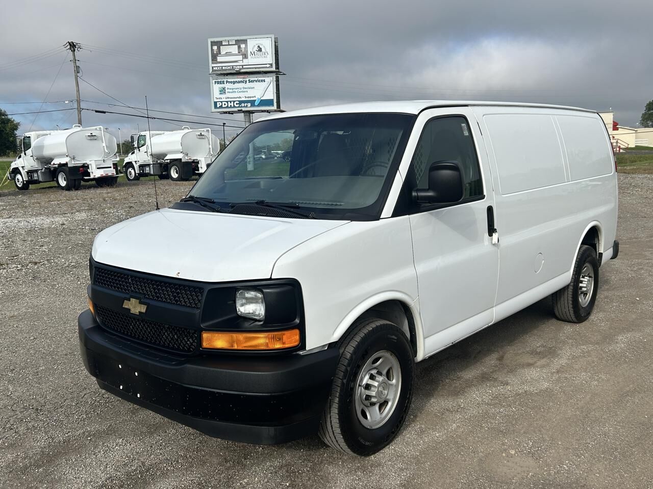 2017 CHEVROLET Express