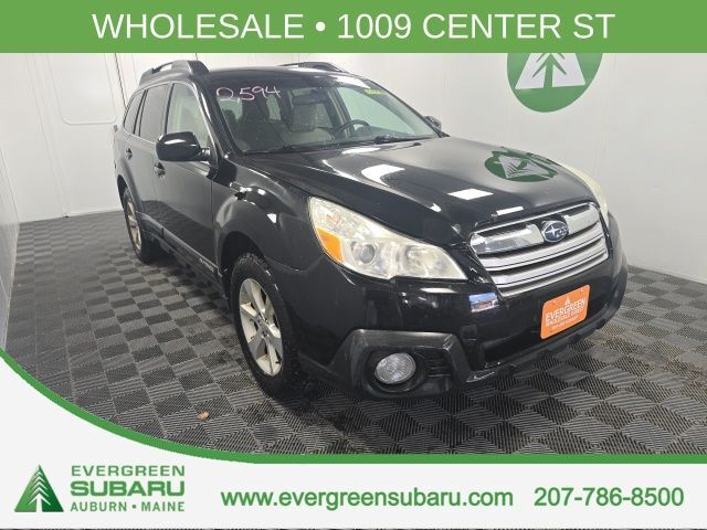 2013 SUBARU Outback