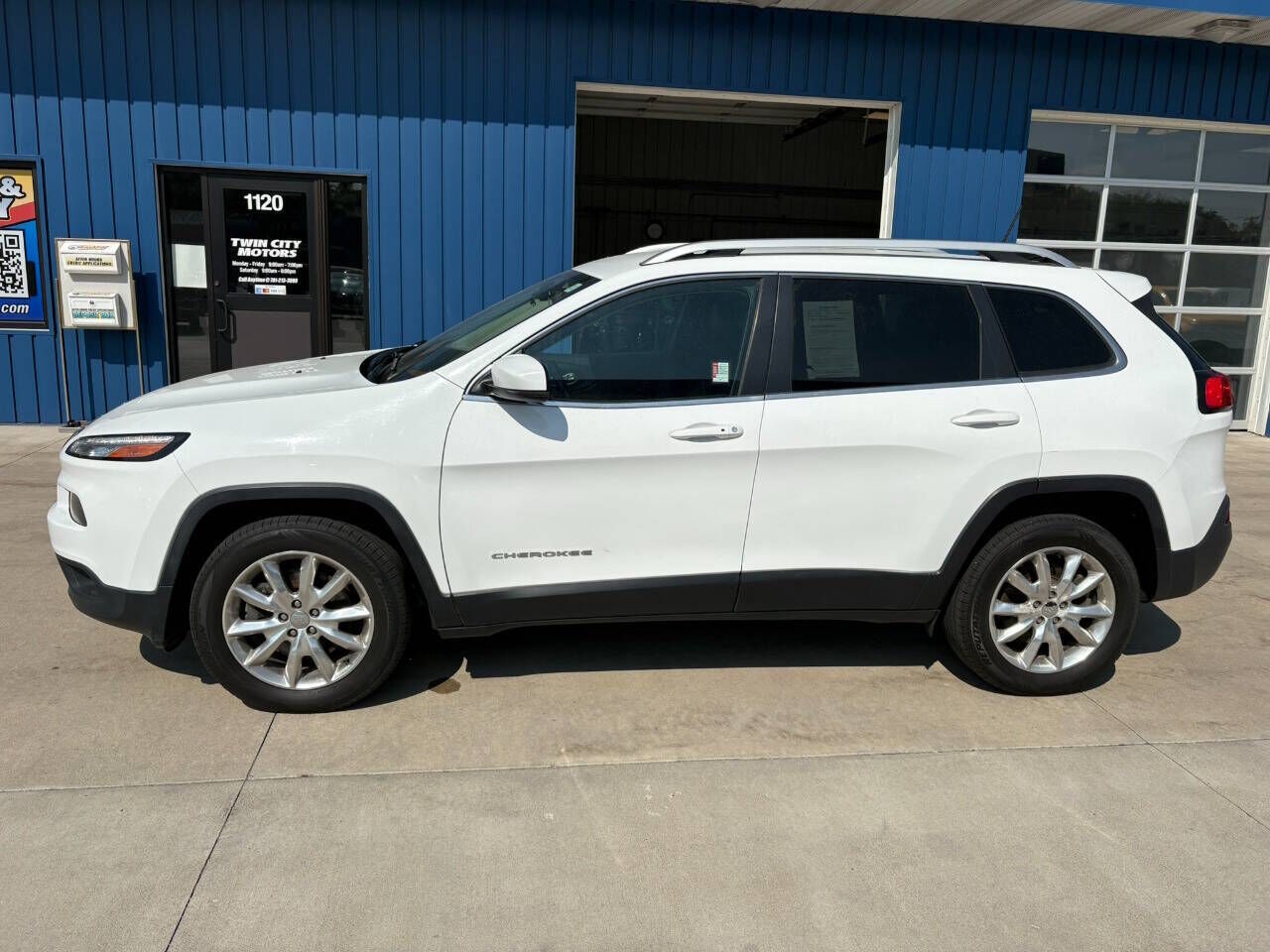 2016 JEEP Cherokee