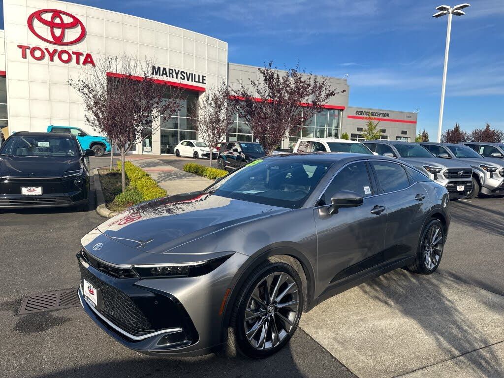 2023 TOYOTA CROWN
