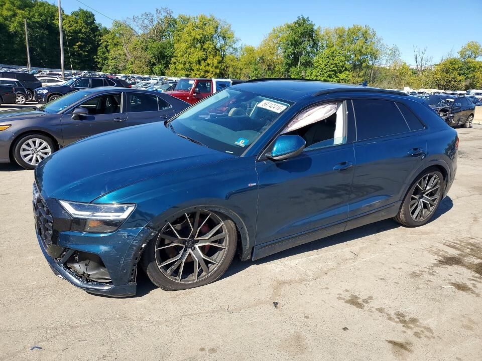 2020 AUDI Q8