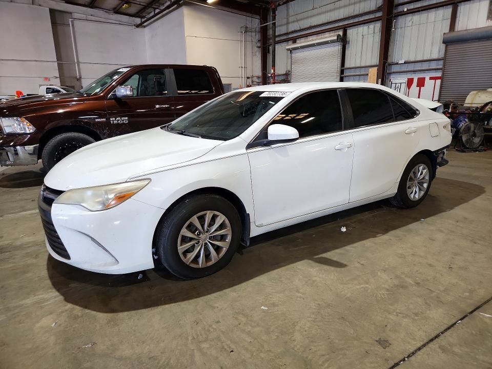 2017 TOYOTA Camry