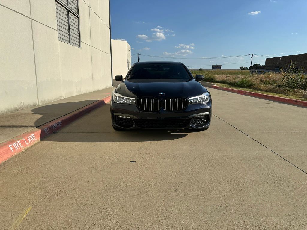 2019 BMW 740i