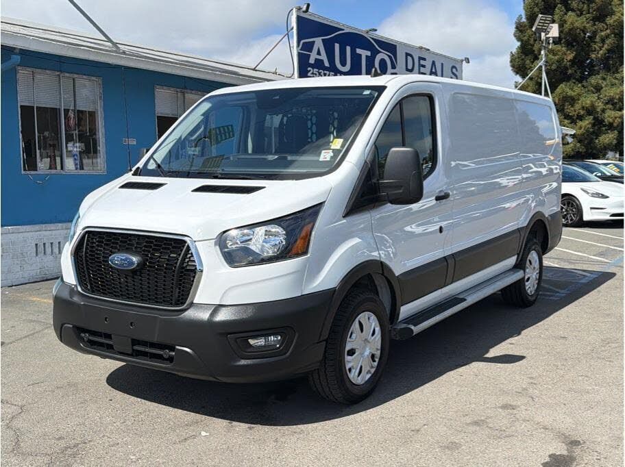 2025 FORD Transit