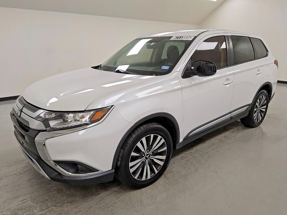 2020 MITSUBISHI Outlander