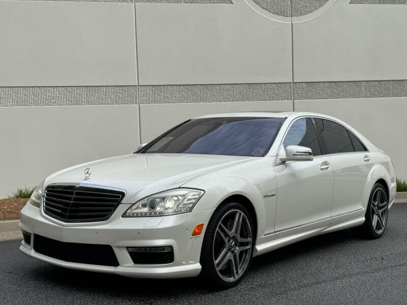 2011 MERCEDES-BENZ S-Class