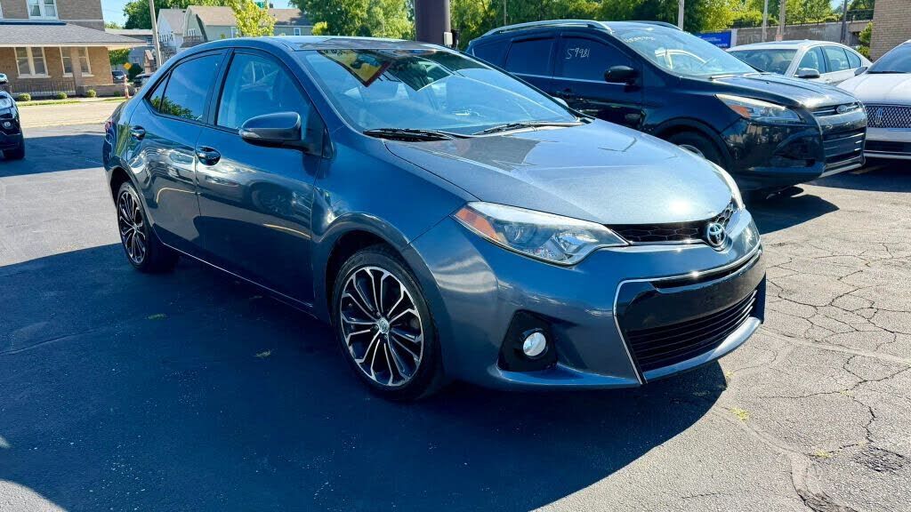 2015 TOYOTA Corolla