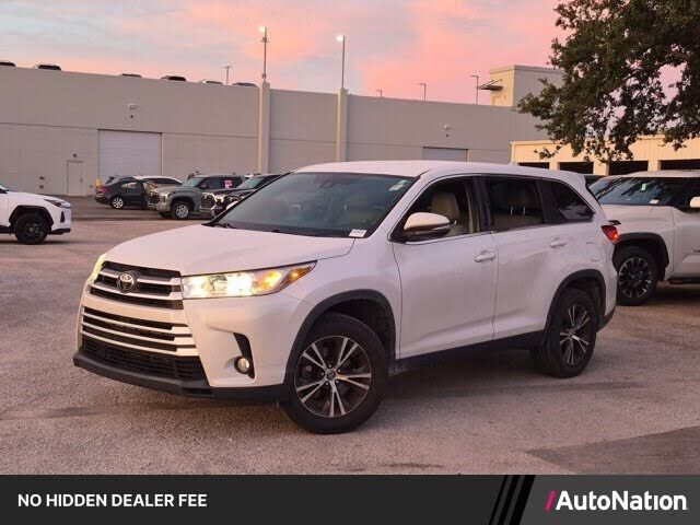 2019 TOYOTA Highlander