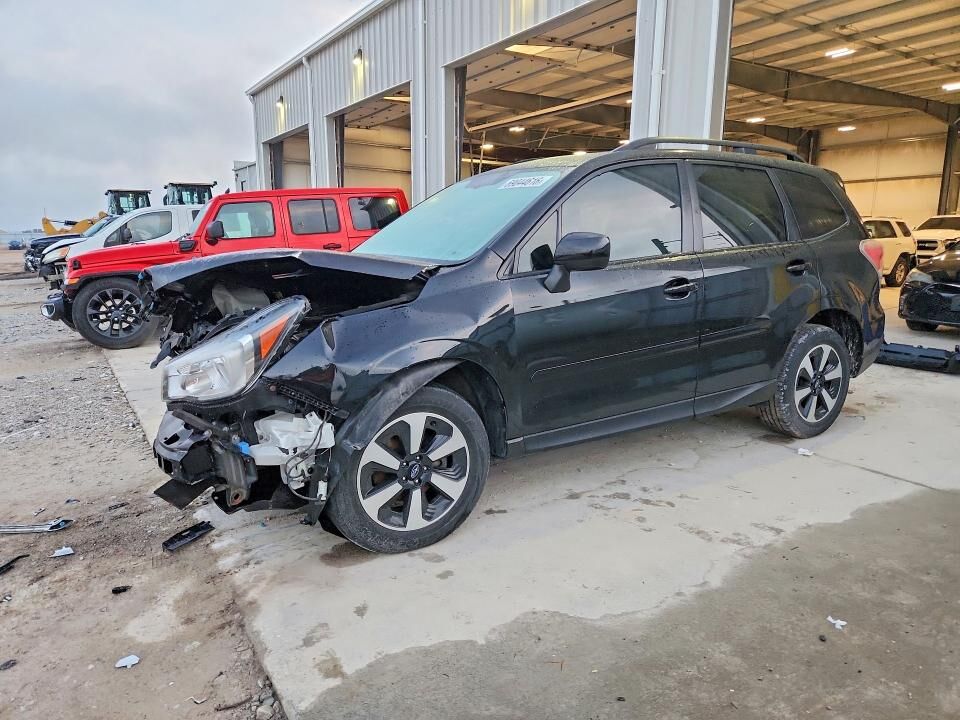 2018 SUBARU Forester