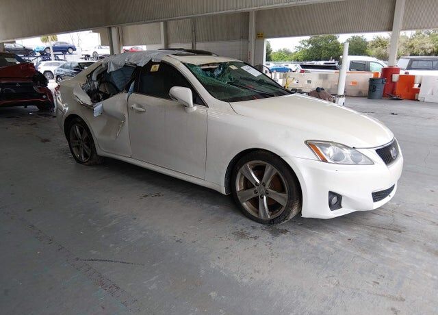 2011 LEXUS IS
