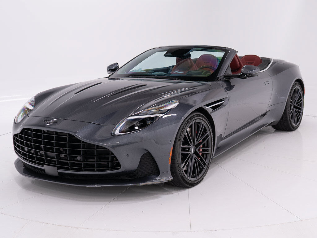 2025 ASTON MARTIN DB12