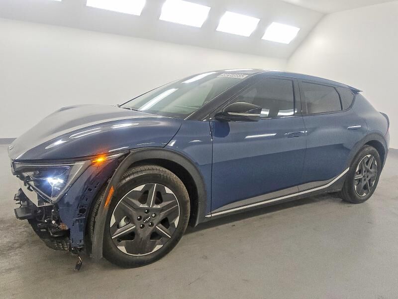 2025 KIA EV6