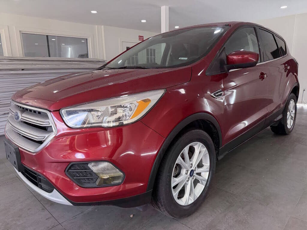 2017 FORD Escape