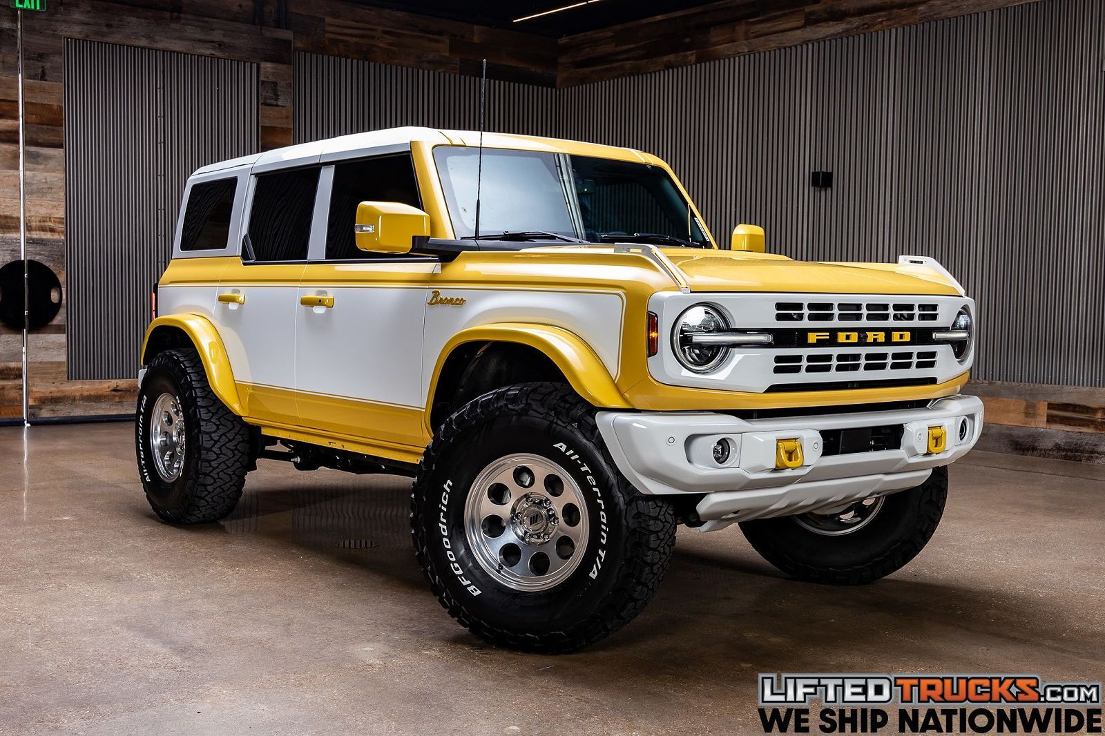 2023 FORD Bronco