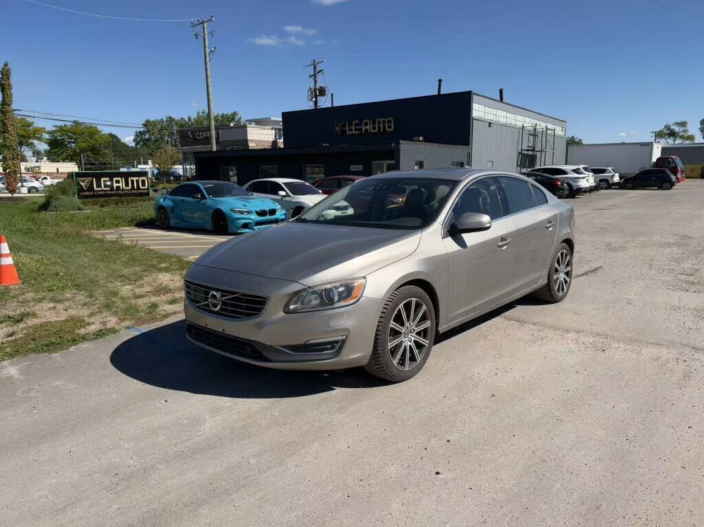 2016 VOLVO S60
