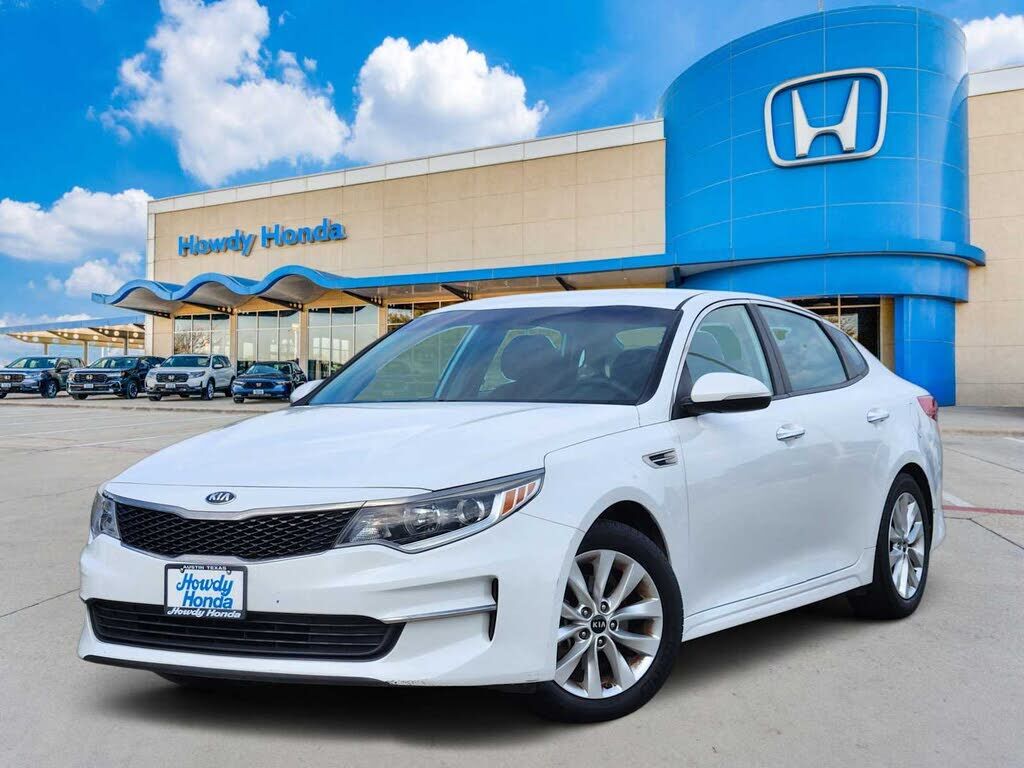 2017 KIA Optima