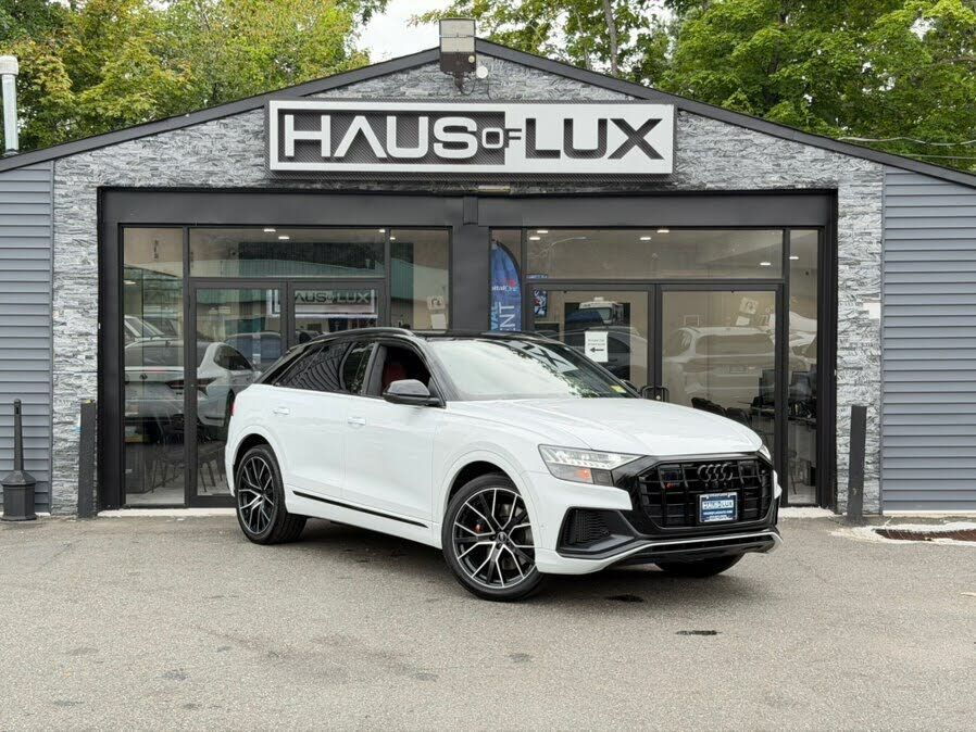 2021 AUDI SQ8
