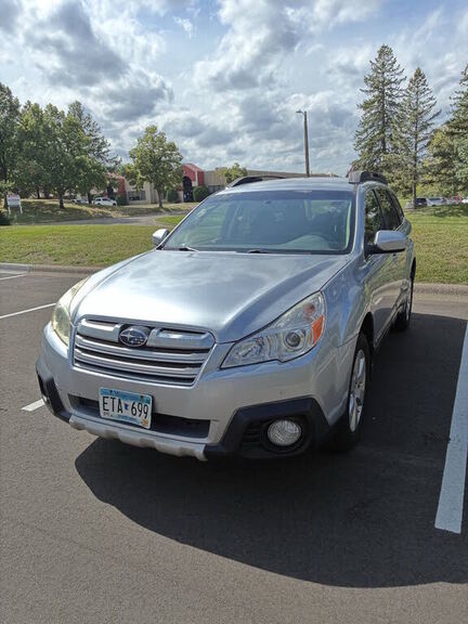2013 SUBARU Outback