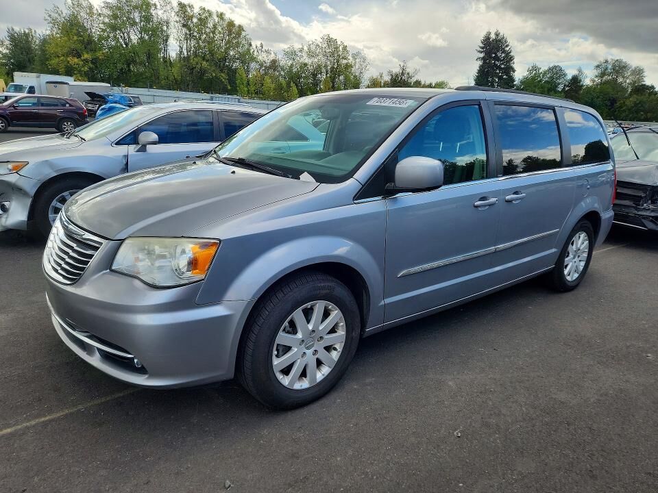 2014 CHRYSLER Town and Country